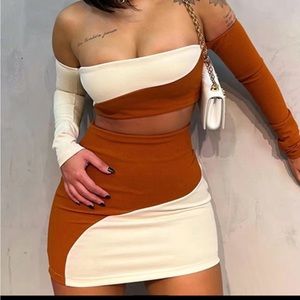 Y2K Colorblock Crop Top & Mini Skirt Set. Chest Wrapped Long Sleeve Top, Covered